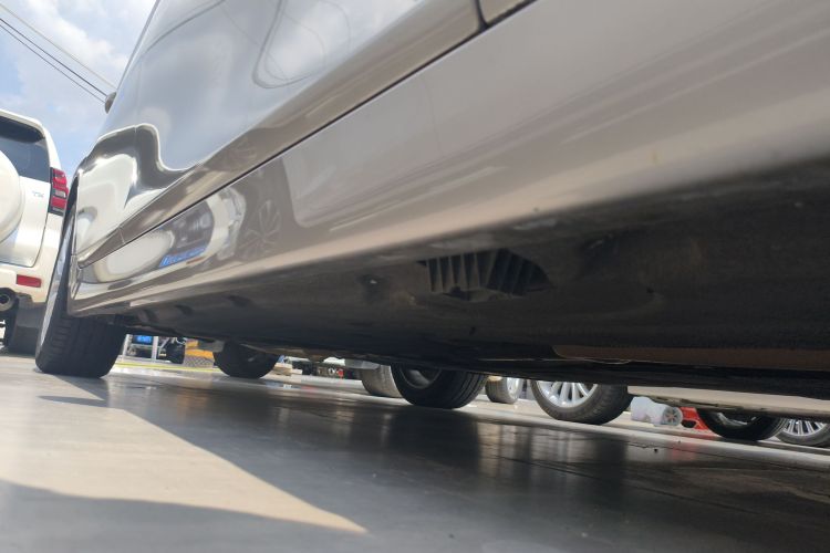 宝马5系 2017款 525Li 豪华设计套装局部细节9001