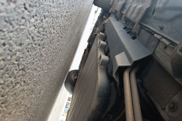 比亚迪 宋新能源 2017款 宋DM 1.5TID 全时四驱豪华型局部细节9003