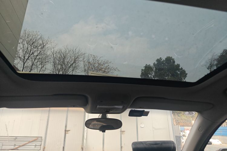 奥迪A1 2014款 30 TFSI Sportback舒适型中控内饰22