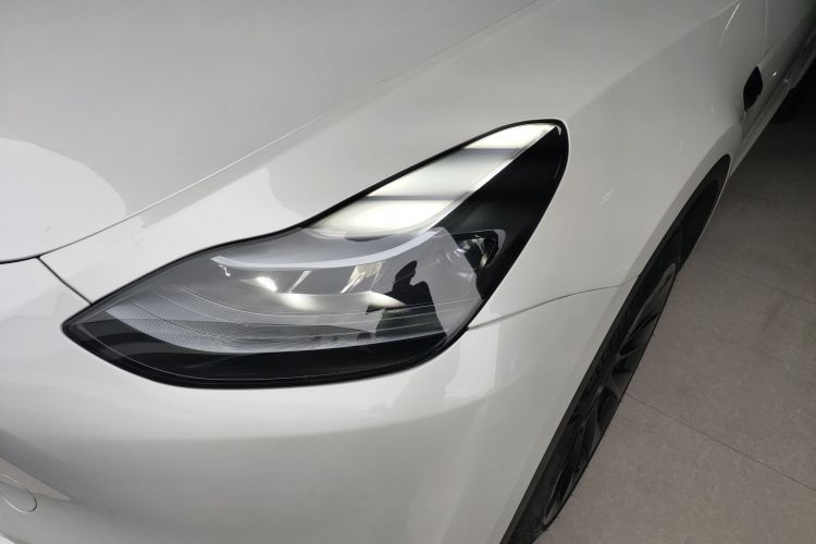 特斯拉 Model Y 2024款 长续航全轮驱动版局部细节36