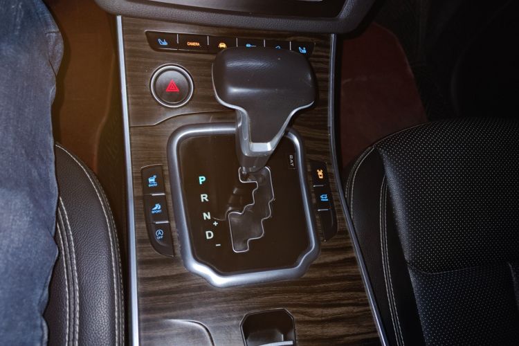 陆风X7 2018款 劲越 1.5T 全景至尊型局部细节18