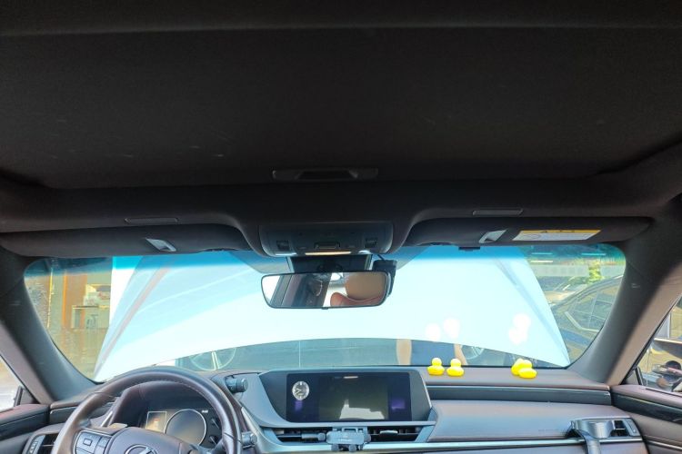 雷克萨斯ES 2020款 200 卓越版局部细节22