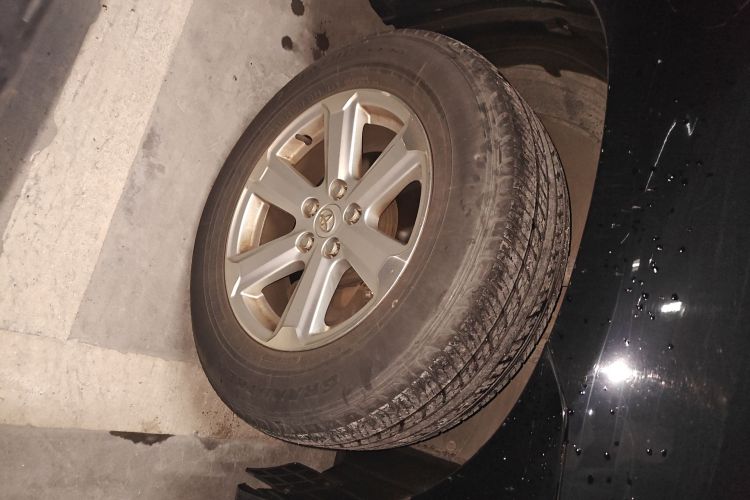 丰田 汉兰达 2012款 2.7L 两驱7座精英版车身外观10