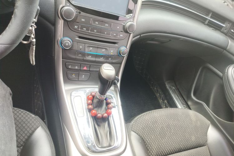 雪佛兰 迈锐宝 2013款 1.6T 自动舒适版中控内饰18