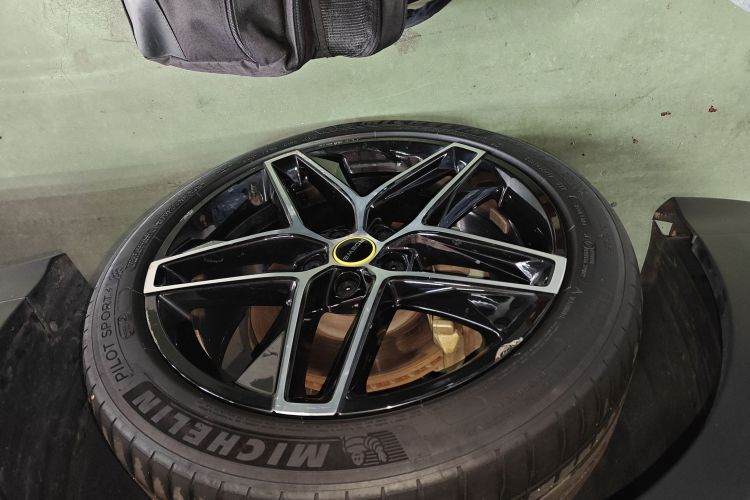 荣威RX5新能源 2021款 ePLUS 国潮荣麟旗舰版车身外观6007