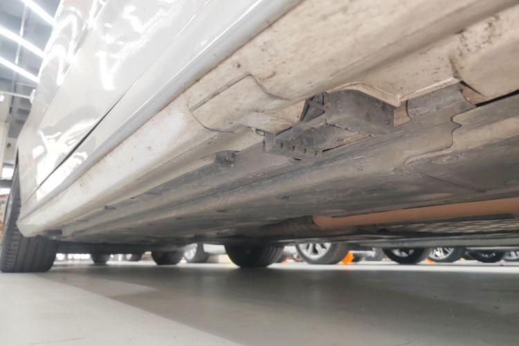 奔驰C级 2021款 C 260 L 运动星耀臻藏版局部细节9001