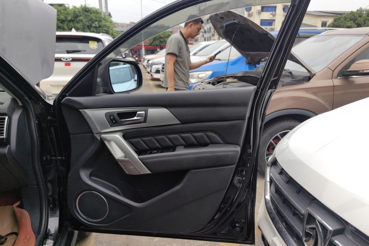 哈弗H2 2014款 1.5T 手动两驱精英版中控内饰7005