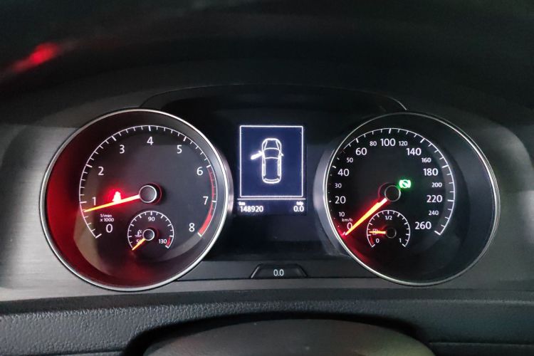 大众 高尔夫 2016款 230TSI 自动舒适型中控内饰14