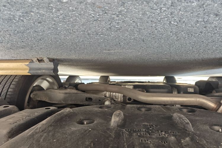 雷克萨斯ES 2025款 300h 臻享版局部细节9009