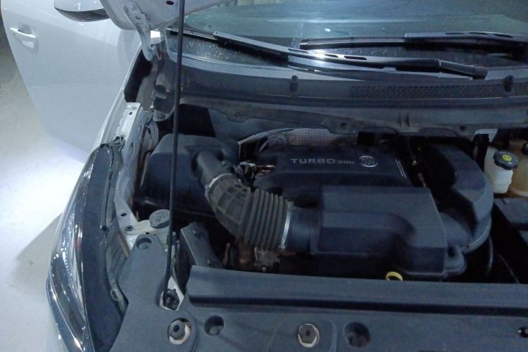 别克GL8 2023款 陆上公务舱 智享型机舱底盘25