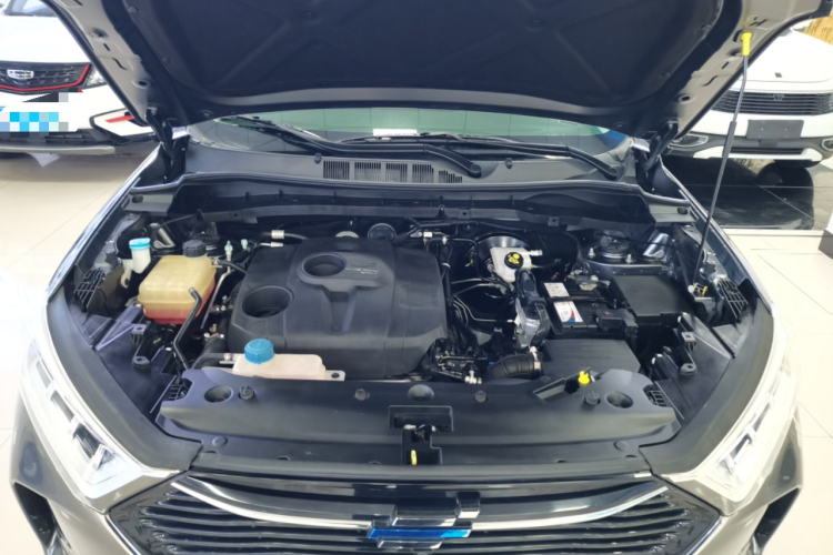 长安欧尚X7 2021款 1.5T 手动豪华型机舱底盘24