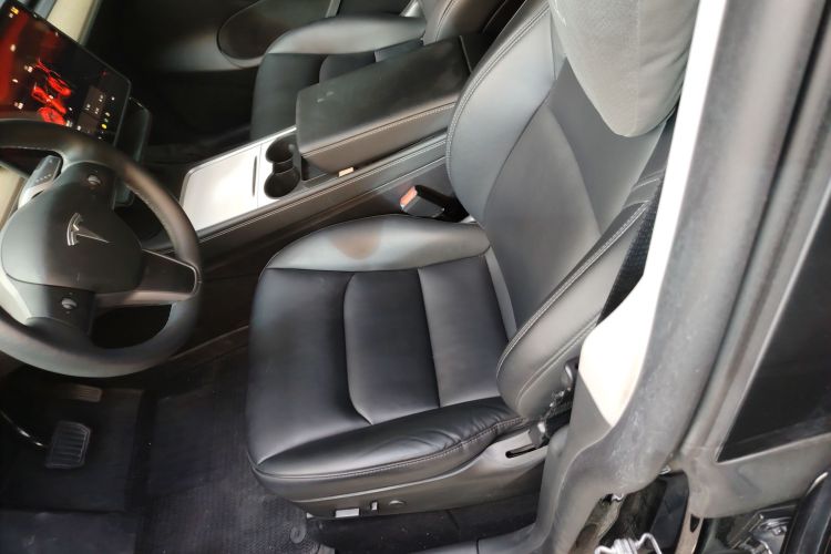 特斯拉 Model Y 2022款 改款 后轮驱动版局部细节19