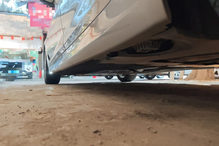 宝马5系 2018款 525Li 豪华套装局部细节9002