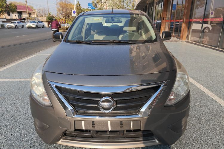 日产 阳光 2015款 1.5XE CVT舒适版车身外观2