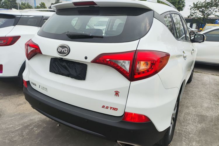 比亚迪 宋 2016款 2.0TID 自动豪华型车身外观7