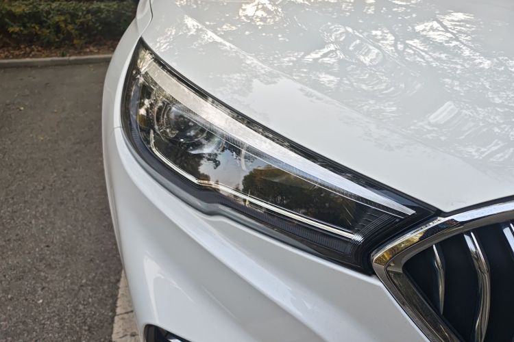 红旗H5 2022款 经典款 改款 1.5T DCT旗韵版车身外观8