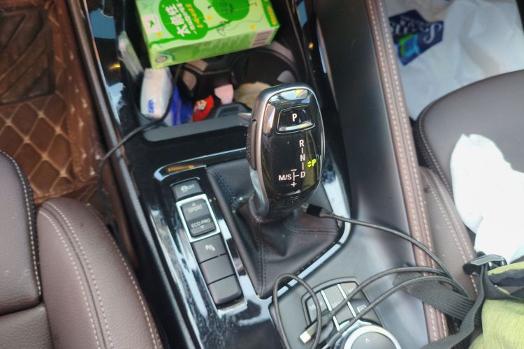 宝马X2 2023款 sDrive25i M运动曜夜版中控内饰18