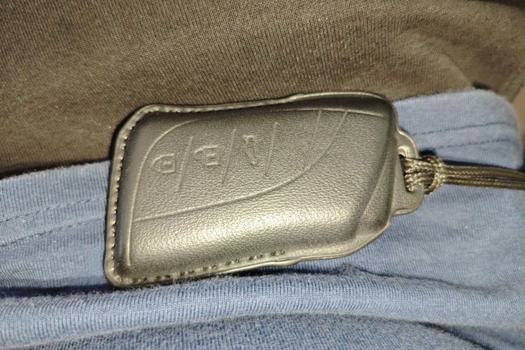 雷克萨斯ES 2025款 300h 臻享版中控内饰7001