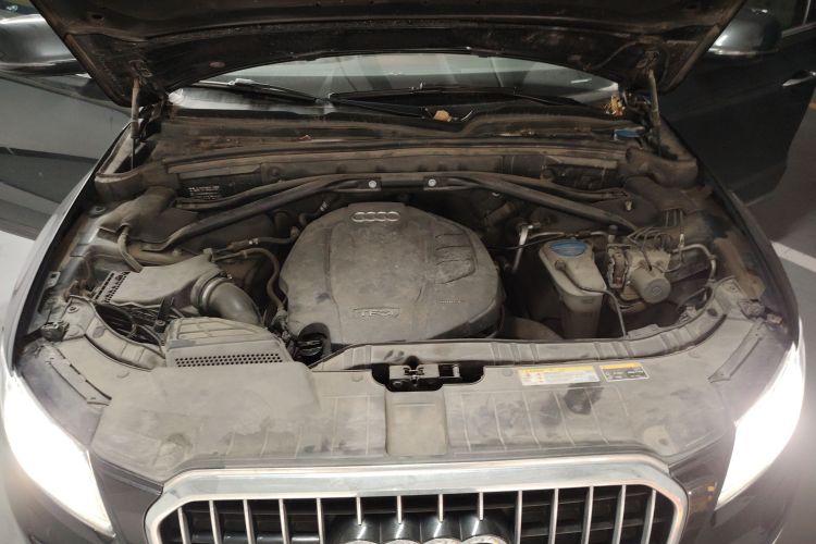 奥迪Q5 2016款 40 TFSI 技术型局部细节24