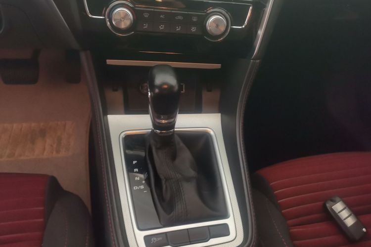 名爵 MG6 2019款 20T 自动星辉版局部细节18