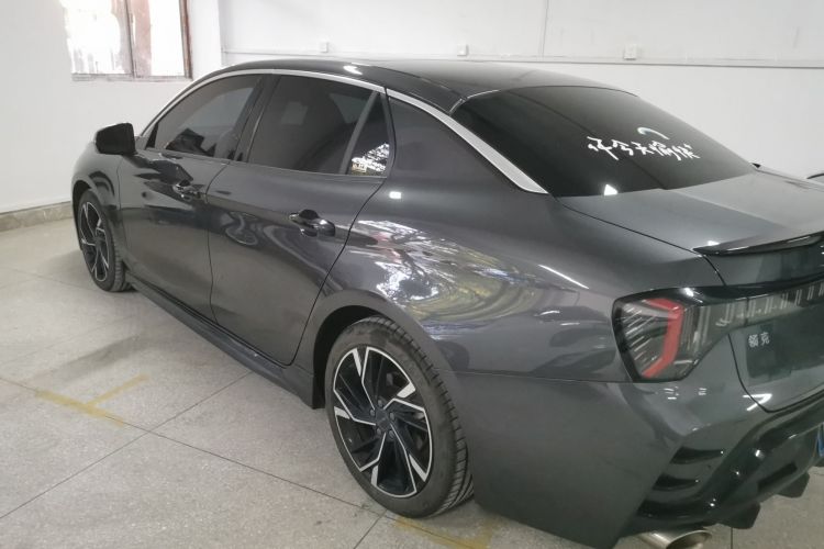 领克03 2023款 2.0TD DCT劲Halo车身外观4