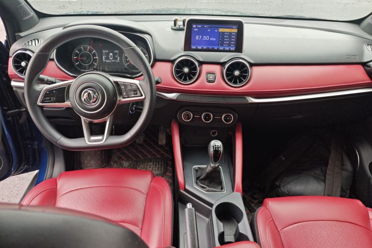 东风风光 风光500 2021款 1.5L 手动乐享型中控内饰7002