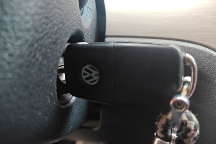 大众 朗逸 2013款 改款经典 1.6L 自动舒适版中控内饰11