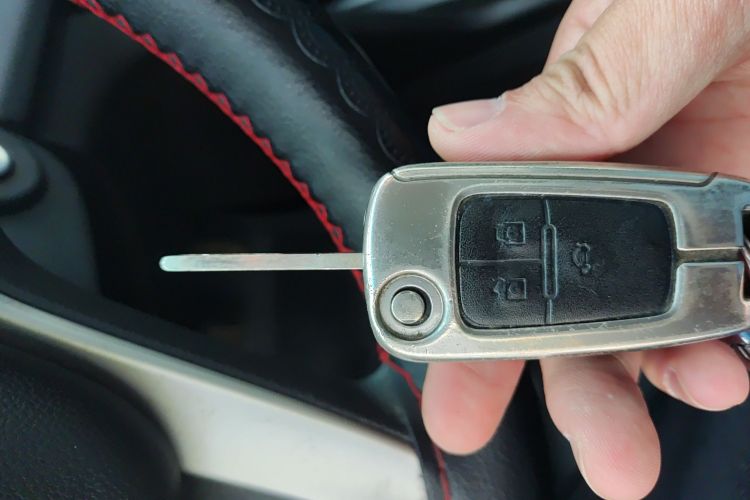 雪佛兰 科沃兹 2016款 1.5L 手动欣悦版中控内饰11