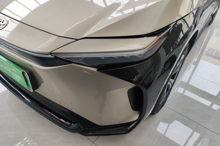 广汽丰田bZ4X 2022款 长续航Pro局部细节36