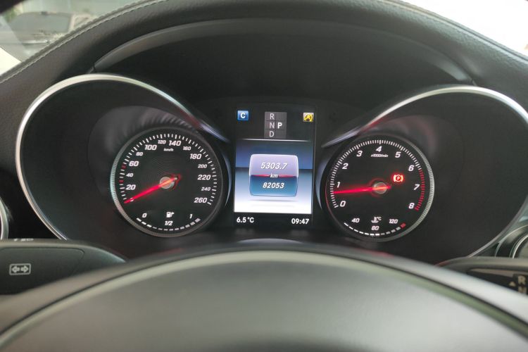 奔驰C级 2018款 C 200 L 运动版局部细节14