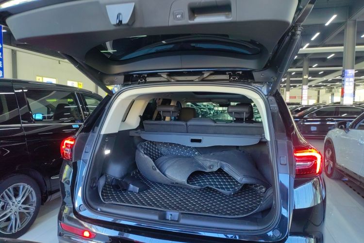 别克 2022款 昂科威Plus 652T 五座豪华型机舱底盘23