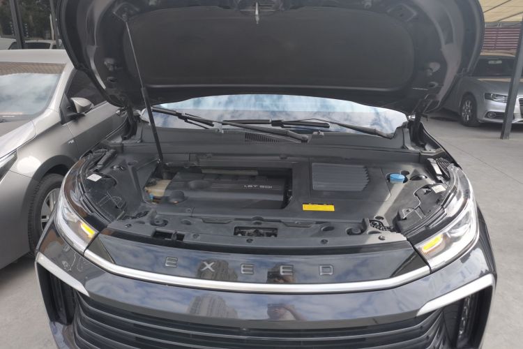 星途凌云 2021款 290T 两驱星耀版机舱底盘24