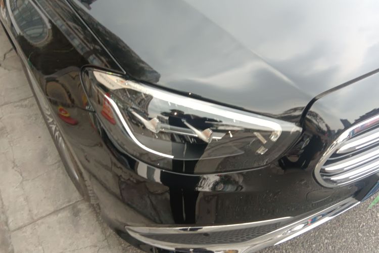 奔驰E级 2023款 E 300 L 时尚型车身外观8