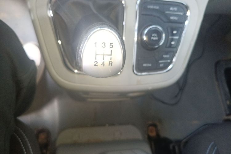 江淮瑞风 瑞风M3 2016款 宜家版 1.6L 豪华智能型中控内饰18