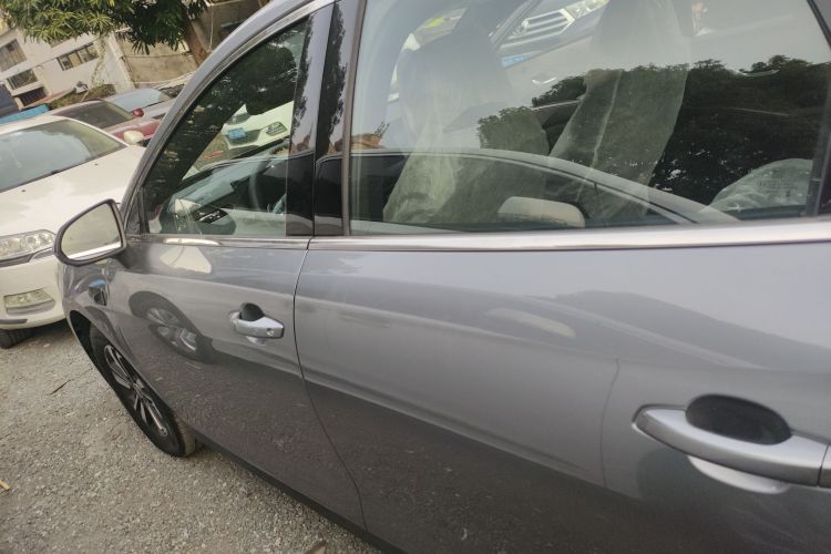 比亚迪 秦PLUS 2025款 DM-i 智驾版 55KM超越型车身外观6001