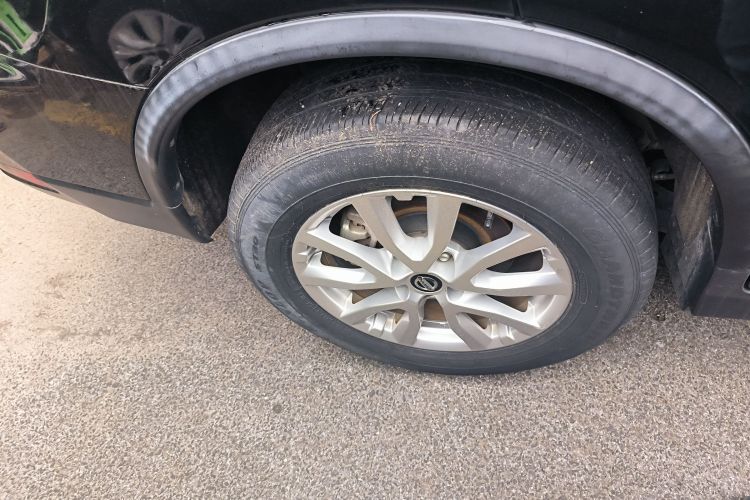 日产 奇骏 2021款 2.0L CVT 2WD XL ITS舒适纪念版车身外观56