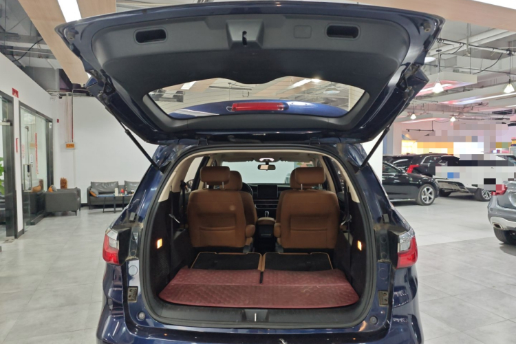 比亚迪 宋MAX 2019款 1.5T 自动智联睿逸型 6座 国V机舱底盘23