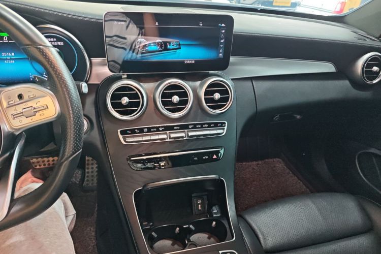 奔驰C级(进口) 2020款 C 260 轿跑车中控内饰16