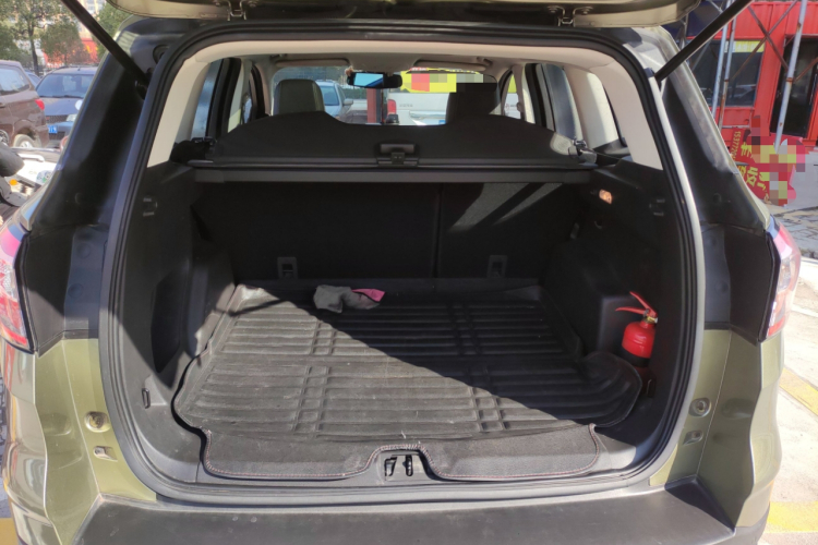 福特 翼虎 2018款 EcoBoost 180 两驱铂翼型局部细节23