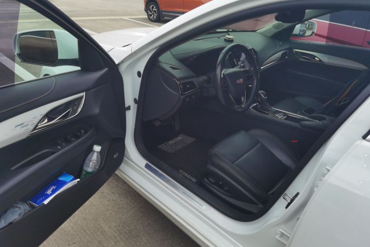 凯迪拉克ATS-L 2017款 28T 时尚型中控内饰7003