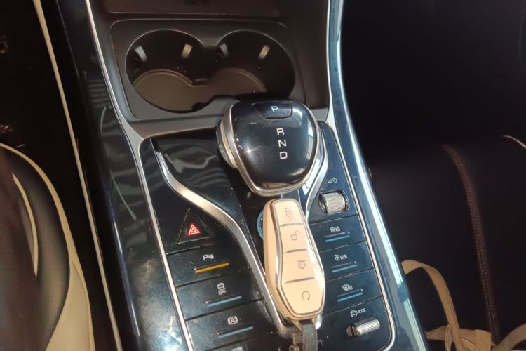 比亚迪 秦PLUS 2021款 EV 500KM 豪华型中控内饰18