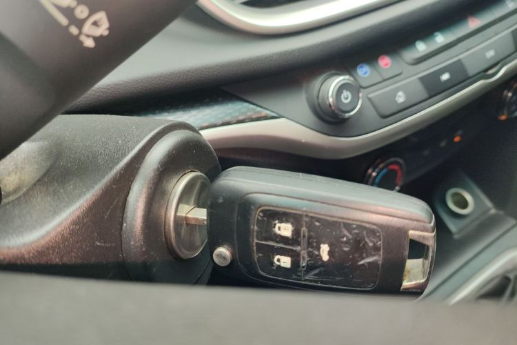 别克 英朗 2021款 改款 典范 1.5L 自动精英型中控内饰11