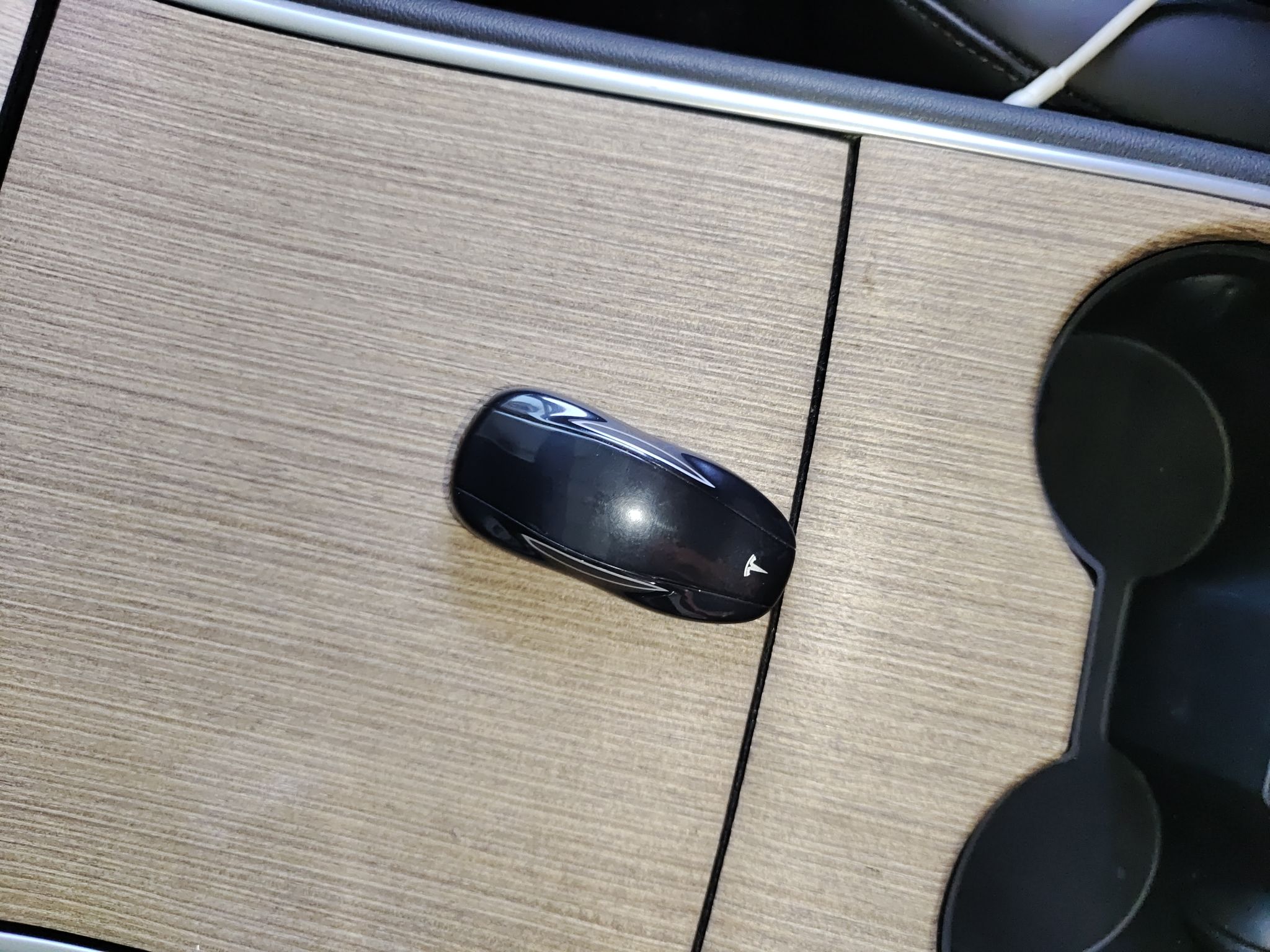 特斯拉 Model 3 2019款 标准续航后驱升级版