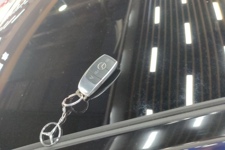 奔驰C级 2020款 C 260 L 运动版中控内饰7001