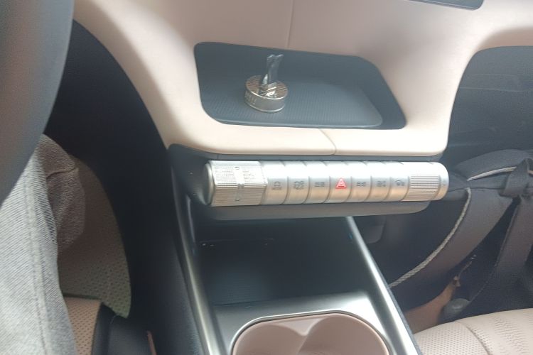 比亚迪 海豚 2024款 荣耀版 420km 时尚版中控内饰18