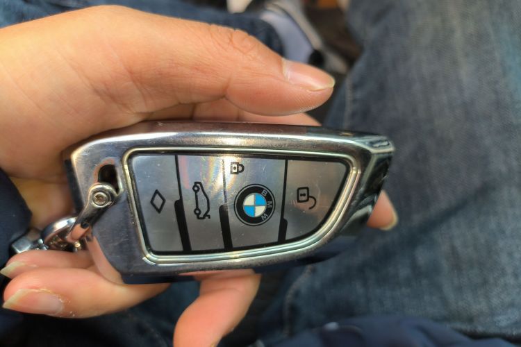 宝马3系 2018款 320i M运动套装中控内饰11