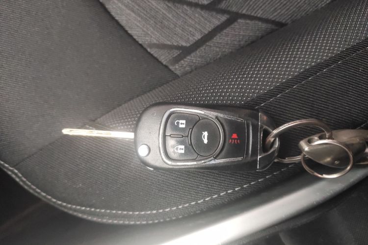 雪铁龙C3-XR 2018款 1.6L 自动时尚型中控内饰7001