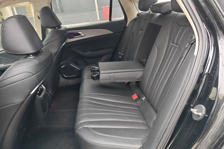 红旗H5 2023款 1.5T DCT智联旗韵版中控内饰21