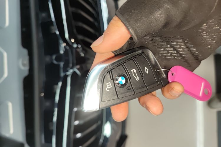 宝马X3 2022款 xDrive30i 领先型 M曜夜套装中控内饰11