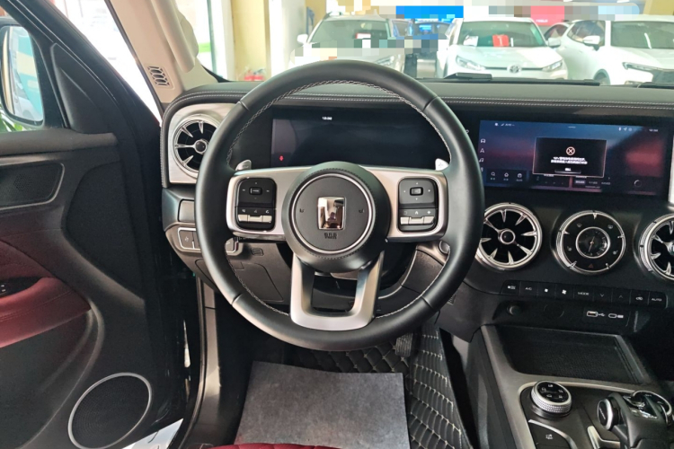 坦克300 2024款 2.0T 挑战者中控内饰13